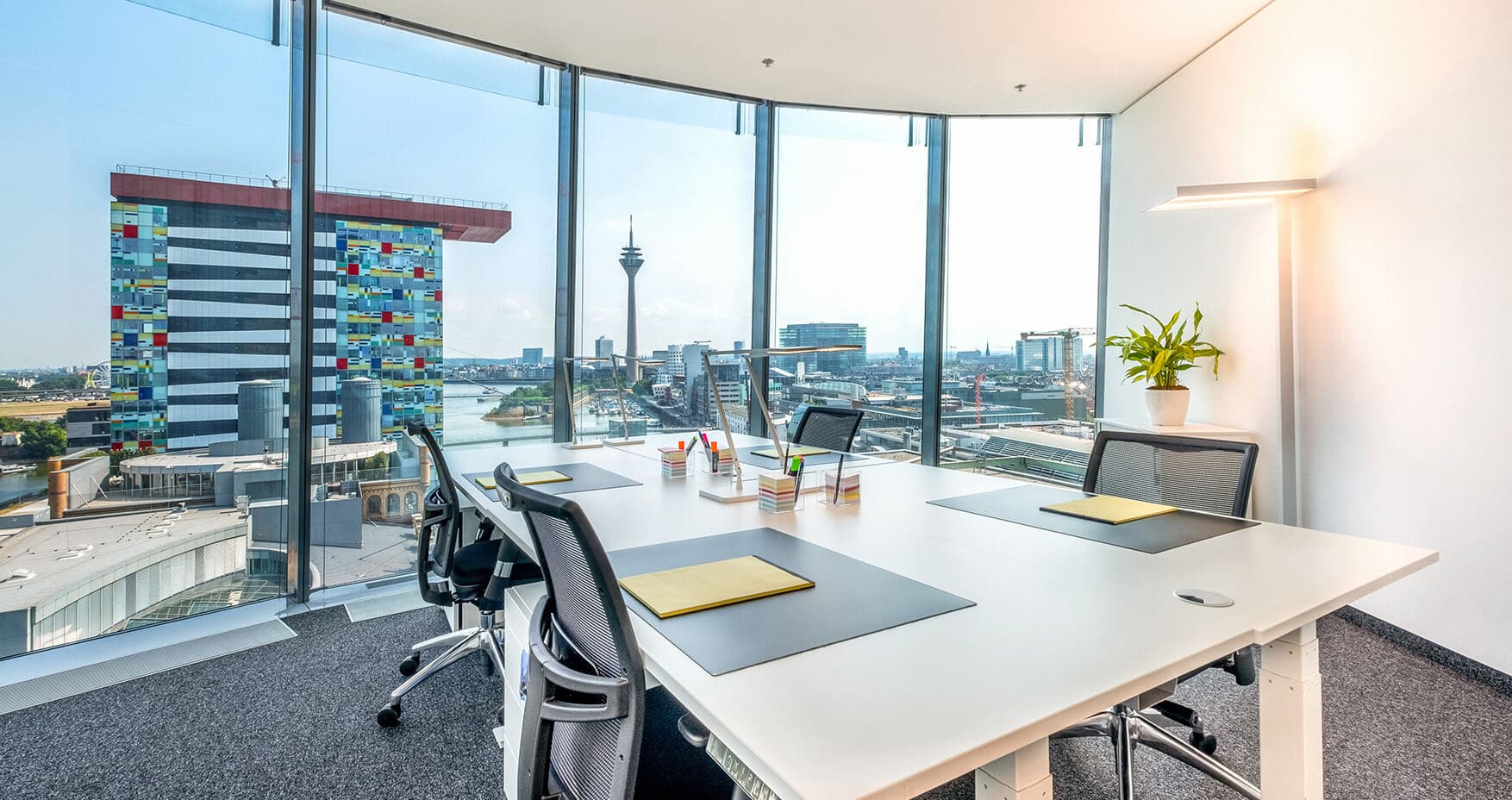 Workrepublic Düsseldorf Medienhafen Teambüro
