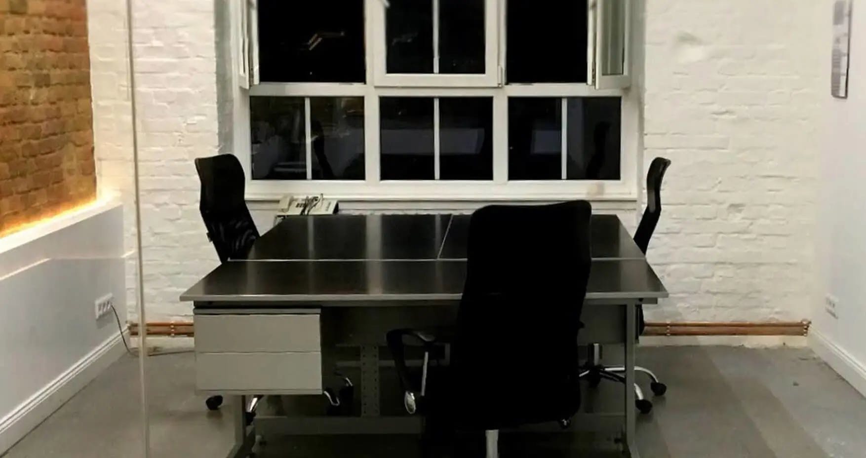 Skalitzer33 rent-a-desk privates Büro